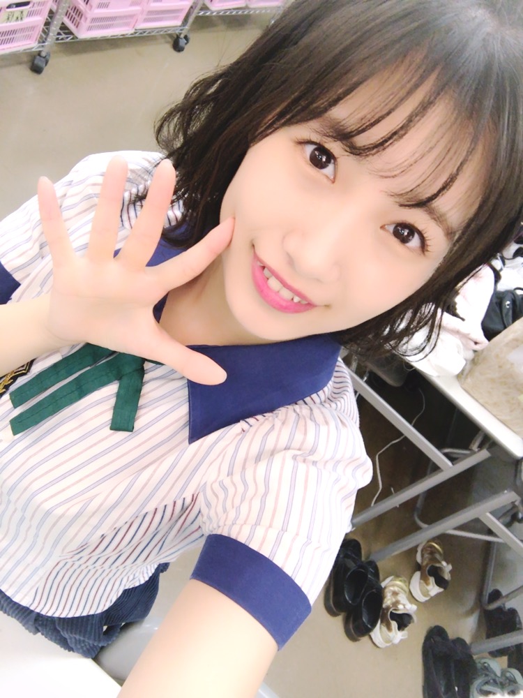 Tomonaga Mio : Hkt48 | 朝長美桜 : hkt48