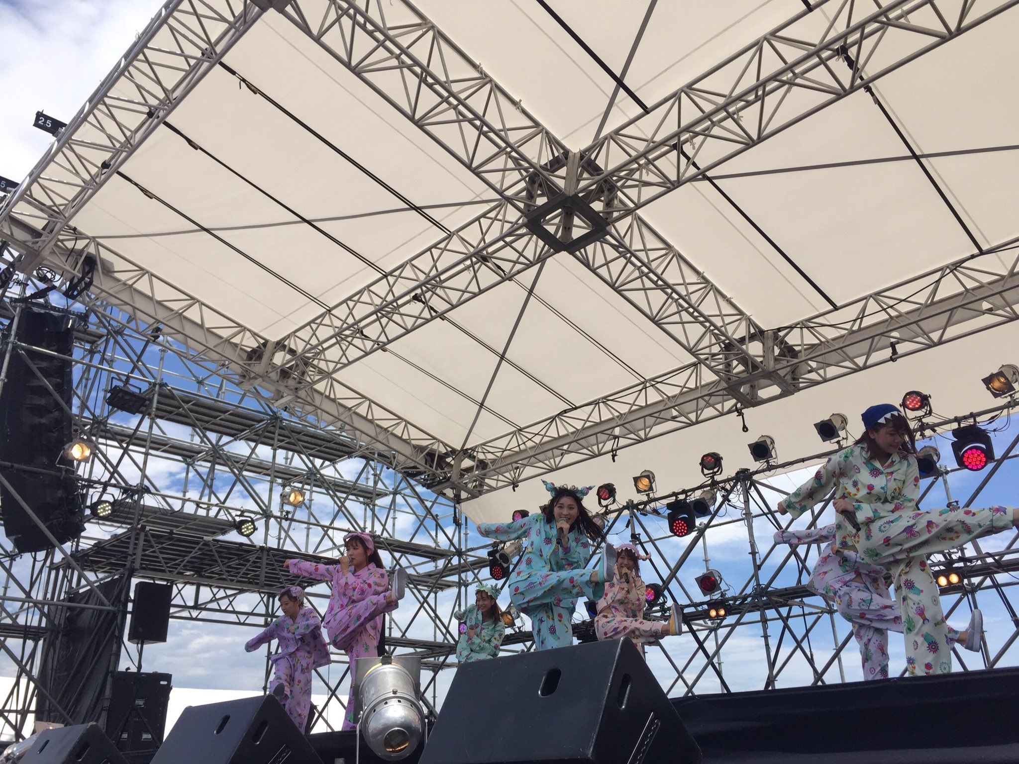 Suzuki Yuriya : Cheeky Parade | 鈴木友梨耶 : チィキィパレード