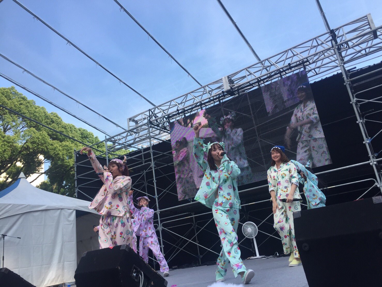 Kodakari Momoka : Cheeky Parade | 小鷹狩百花 : チィキィパレード
