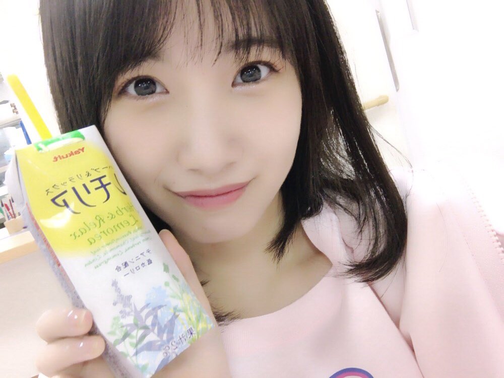 Tomonaga Mio : Hkt48 | 朝長美桜 : hkt48