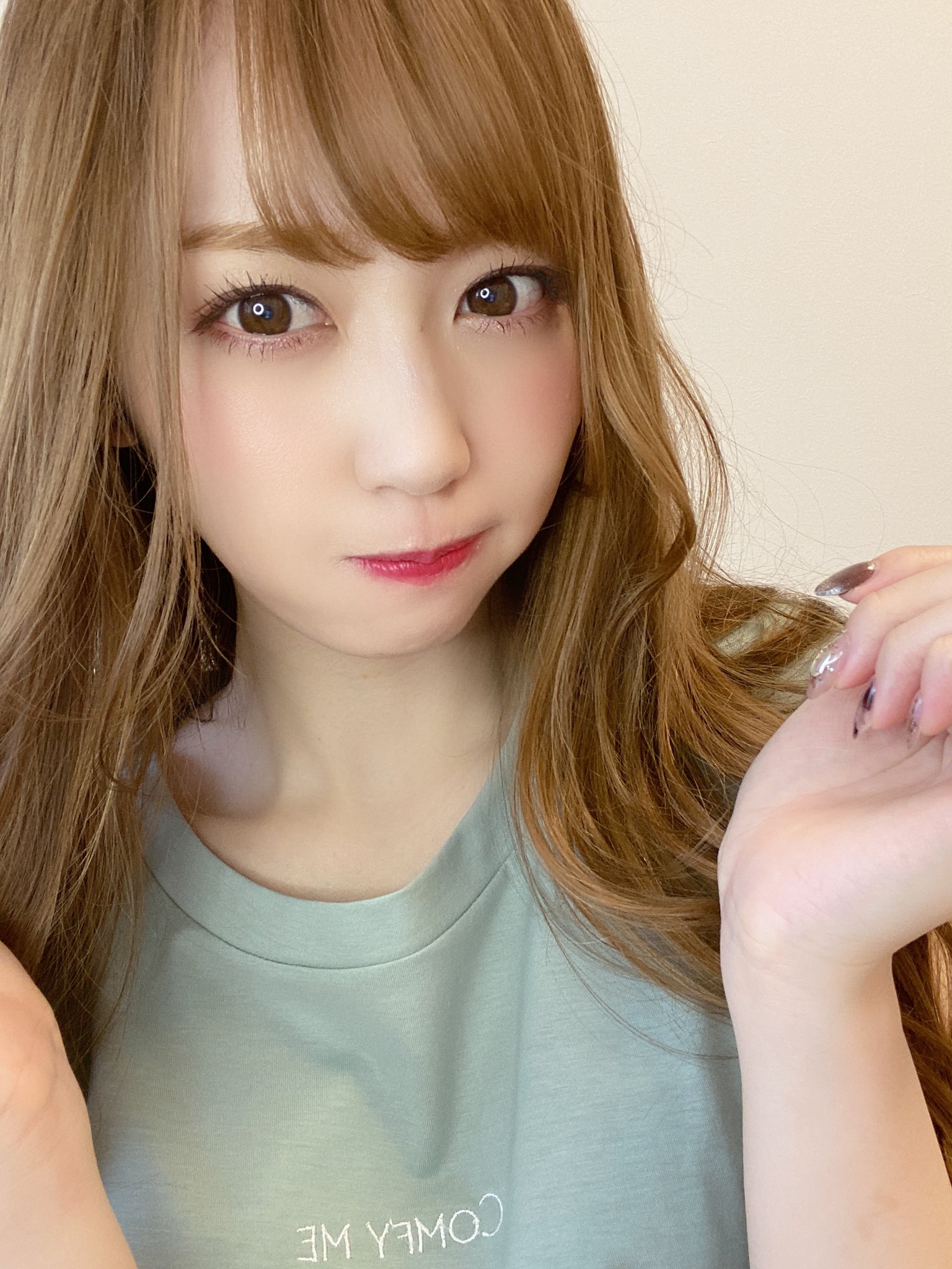 Araki Sakura : Linq | 新木さくら : linq