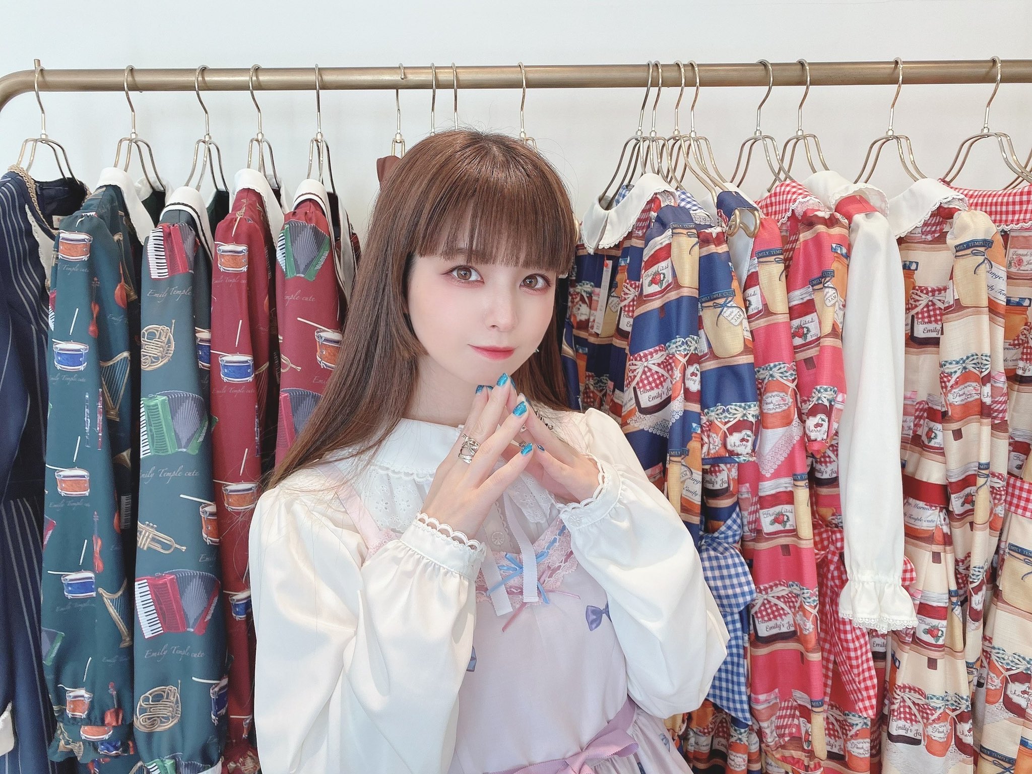 Haruna Luna : Haruna Luna | 春奈るな : 春奈るな